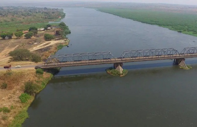 IMG Pakwach Bridge, West Nile, Uganda