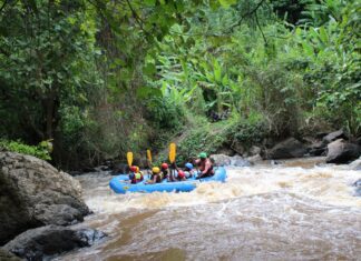 IMG River Rafting Uganda with Sana Gorilla Rafting